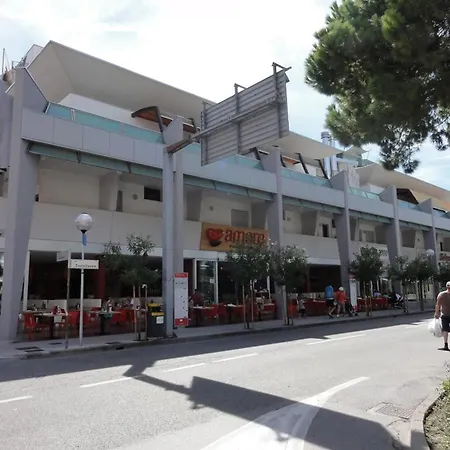 Apartament 150mt From The